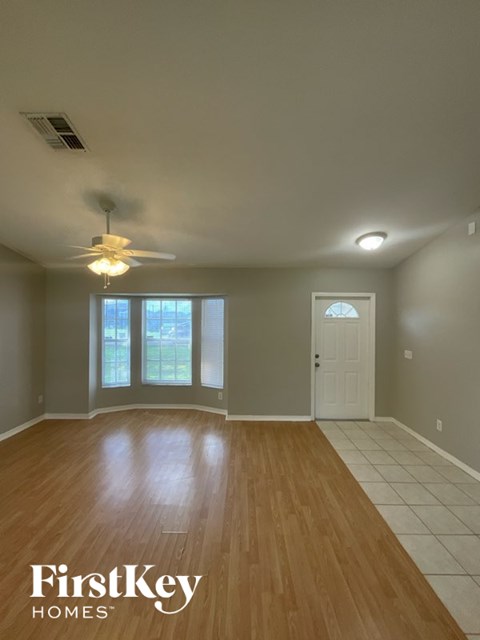 3722 16Th St W 3 Beds Apartment for Rent