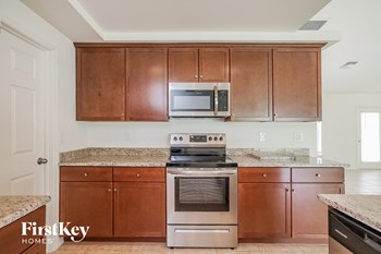 3732 SW Santa Barbara Place 4 Beds House for Rent - Photo Gallery 5