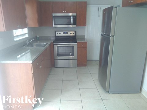3740 NW 4Th Pl 3 Beds Apartment for Rent
