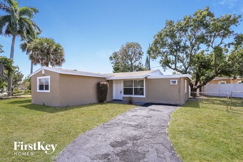 3750 NW 4Th Pl 4 Beds Apartment for Rent