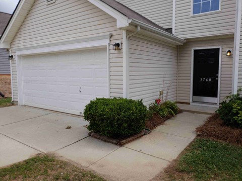 3760 Thornaby Cir 4 Beds Apartment for Rent