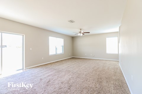 3816 Crystal Dew 4 Beds Apartment for Rent