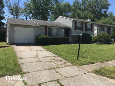3840 N Wittfield St 3 Beds Apartment for Rent