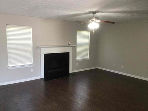 3844 Hadley Rd 5 Beds Apartment for Rent