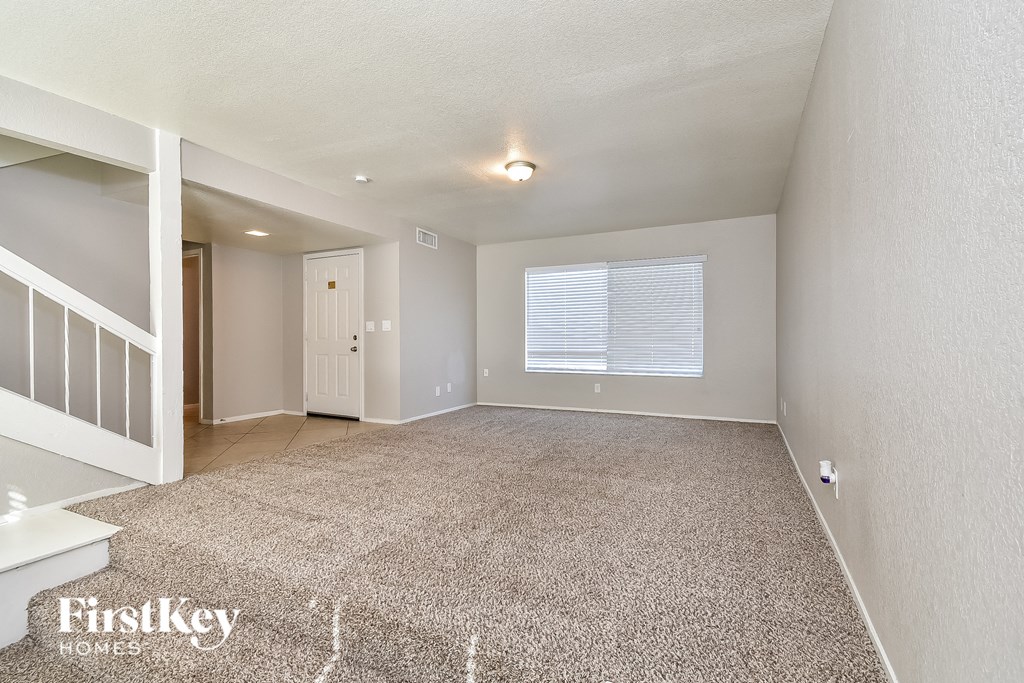 3909 Almondwood Drive Las Vegas, NV 89120
