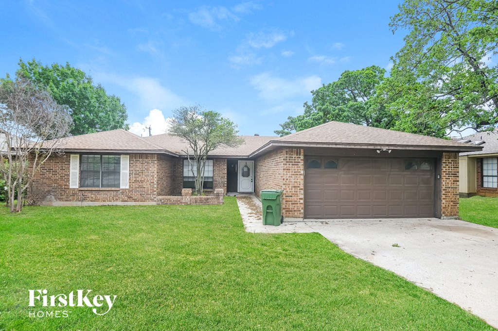 3915 Wrentham Drive 3 Beds House for Rent - Photo Gallery 1