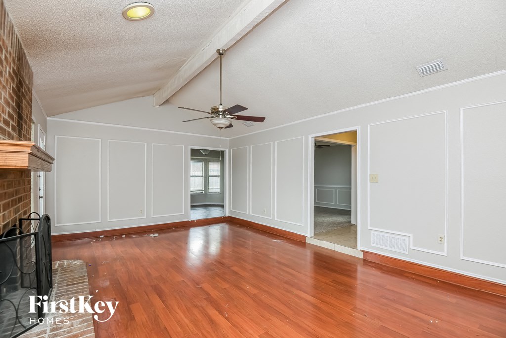 3915 Wrentham Drive 3 Beds House for Rent - Photo Gallery 3