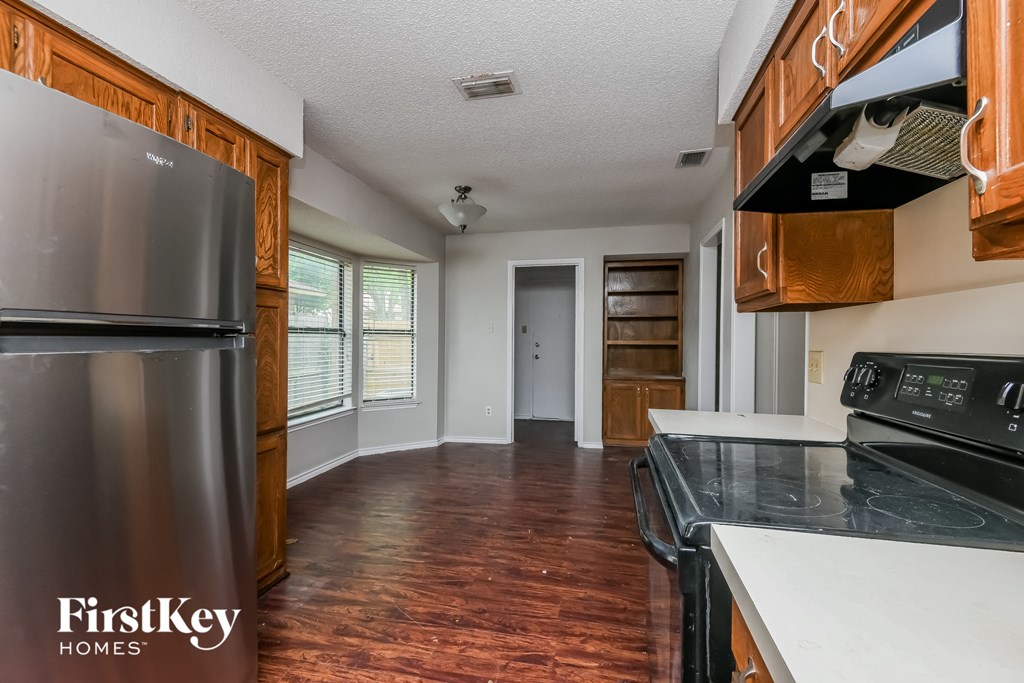 3915 Wrentham Drive 3 Beds House for Rent - Photo Gallery 7