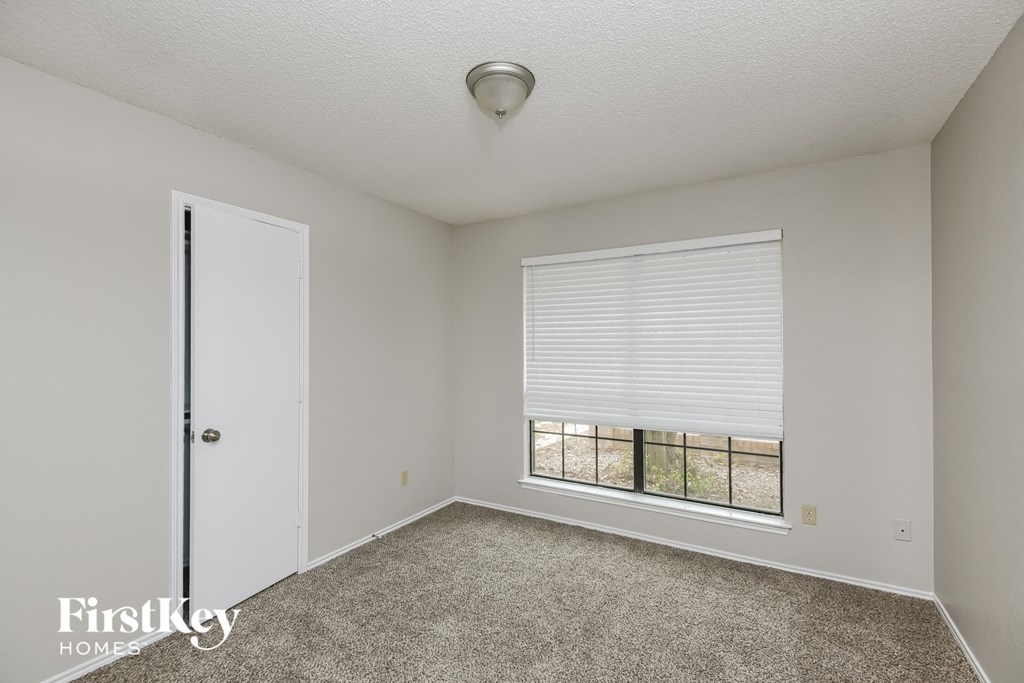 3915 Wrentham Drive 3 Beds House for Rent - Photo Gallery 11