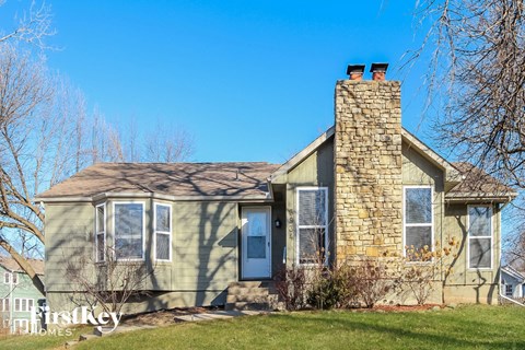 3934 SW Linden Ct 4 Beds Apartment for Rent