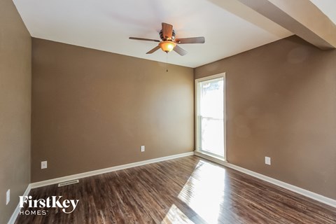 3934 SW Linden Ct 4 Beds Apartment for Rent