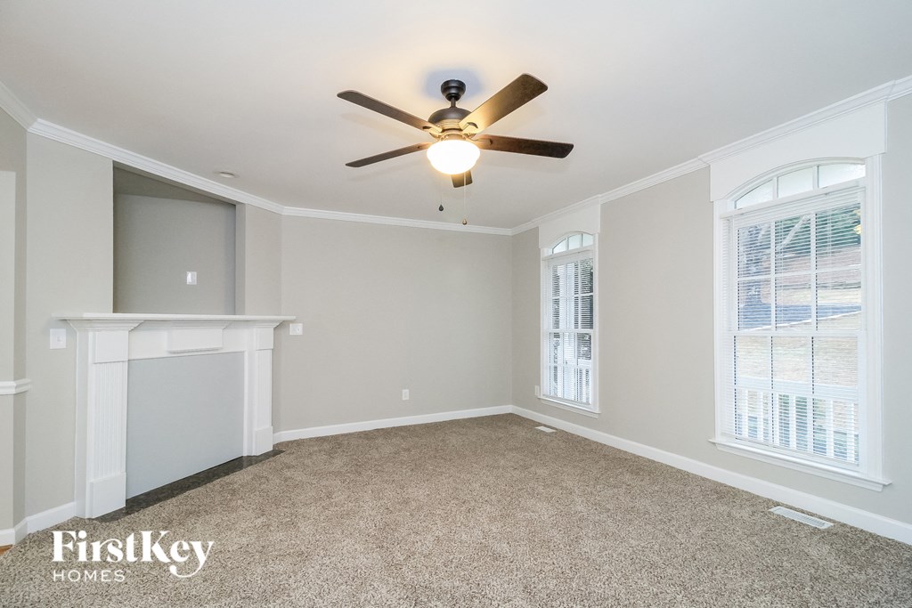 4025 Lofter Court Studio House for Rent - Photo Gallery 3