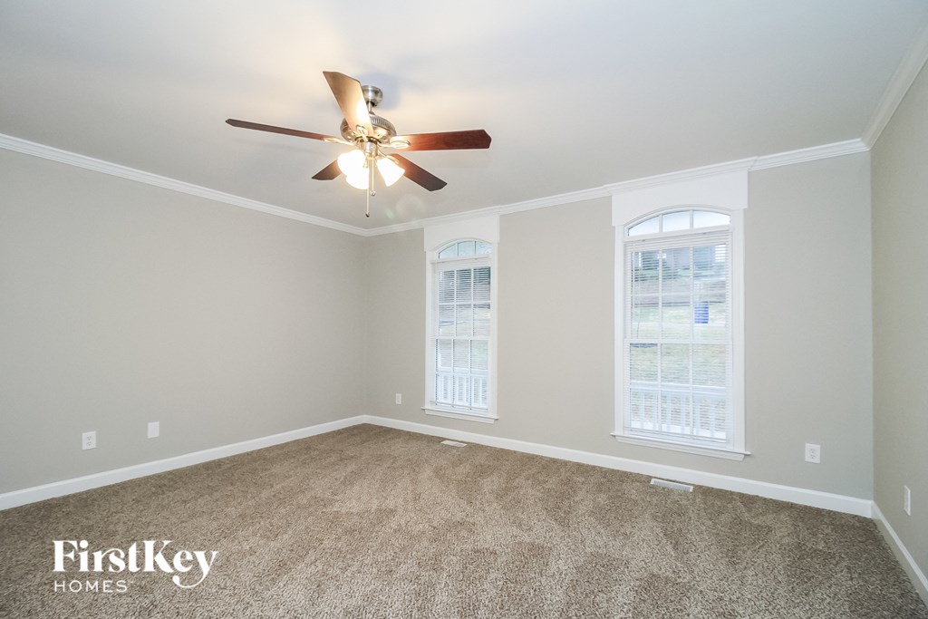 4025 Lofter Court Studio House for Rent - Photo Gallery 8