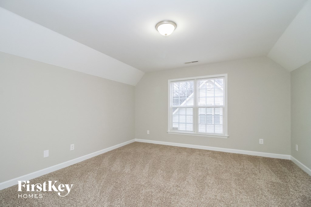 4025 Lofter Court Studio House for Rent - Photo Gallery 12