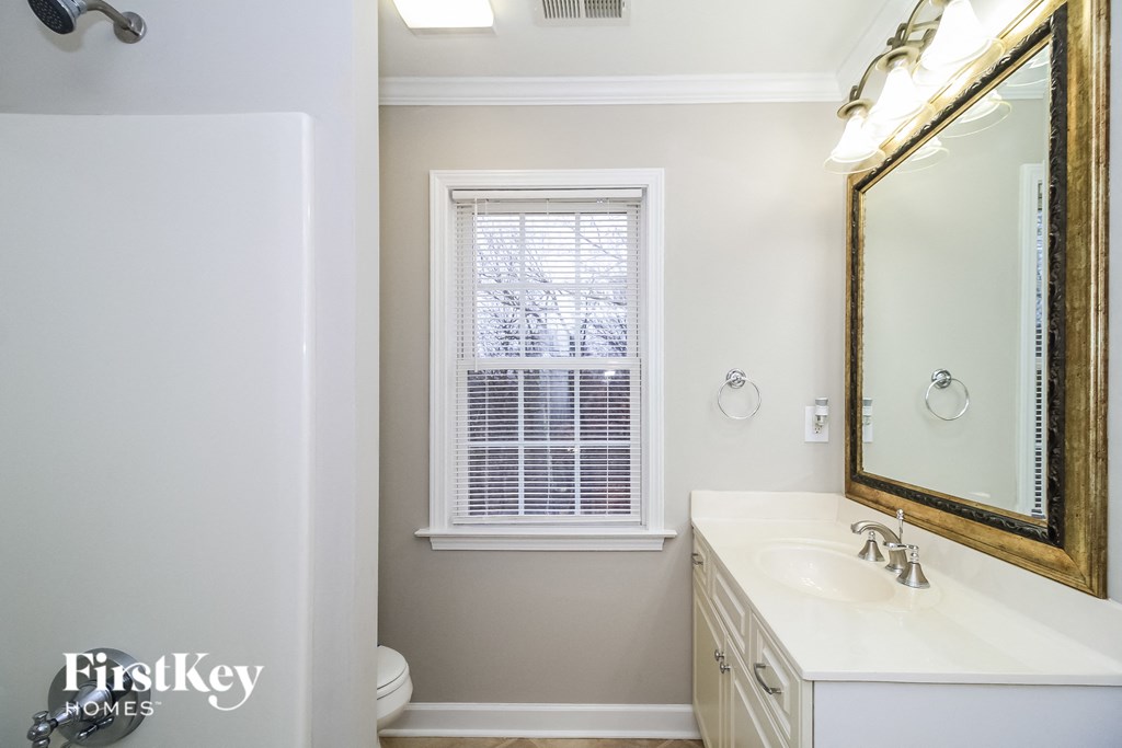 4025 Lofter Court Studio House for Rent - Photo Gallery 13