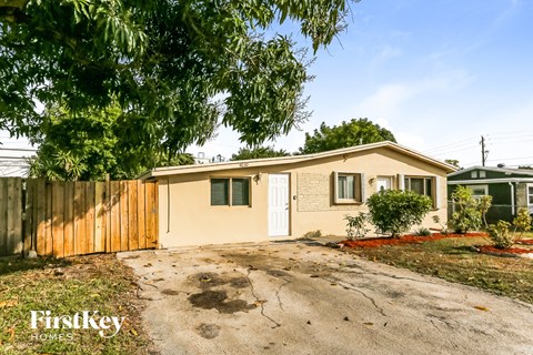 4030 NW 8 Ter 3 Beds Apartment for Rent
