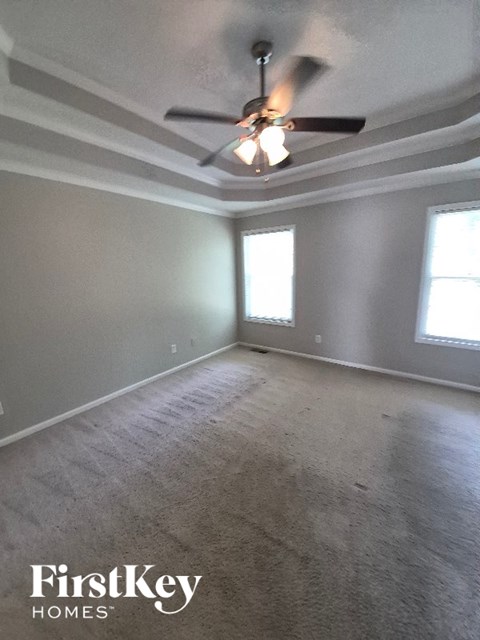 4040 Oglesby Road 5 Beds Apartment for Rent