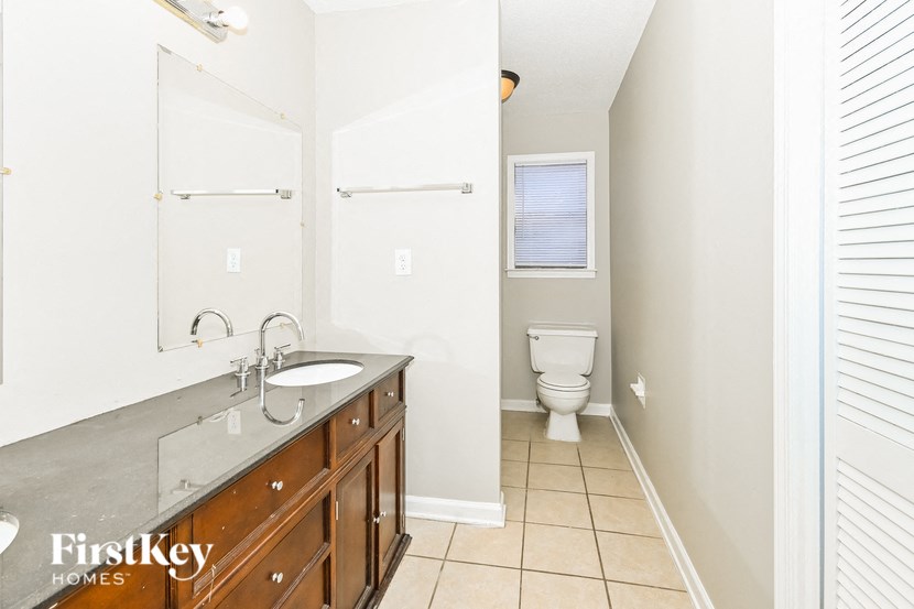 4048 Oakbend Dr Memphis, TN 38115