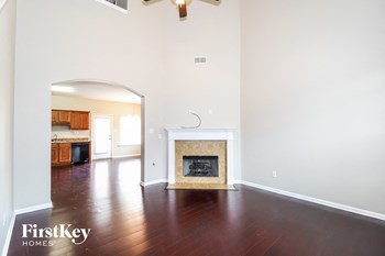 4160 Bedford Valley Ln 4 Beds House for Rent - Photo Gallery 3
