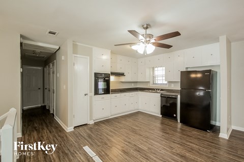 4163 Northstrand Dr 4 Beds Apartment for Rent