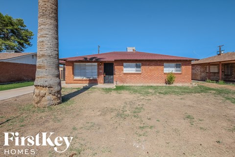 4220 W CAVALIER Dr 3 Beds Apartment for Rent