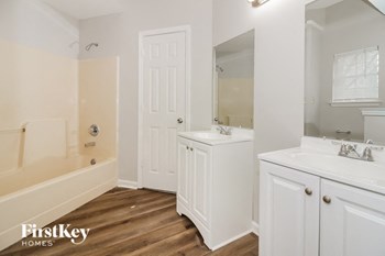 4221 Laurel Trace 3 Beds House for Rent - Photo Gallery 8