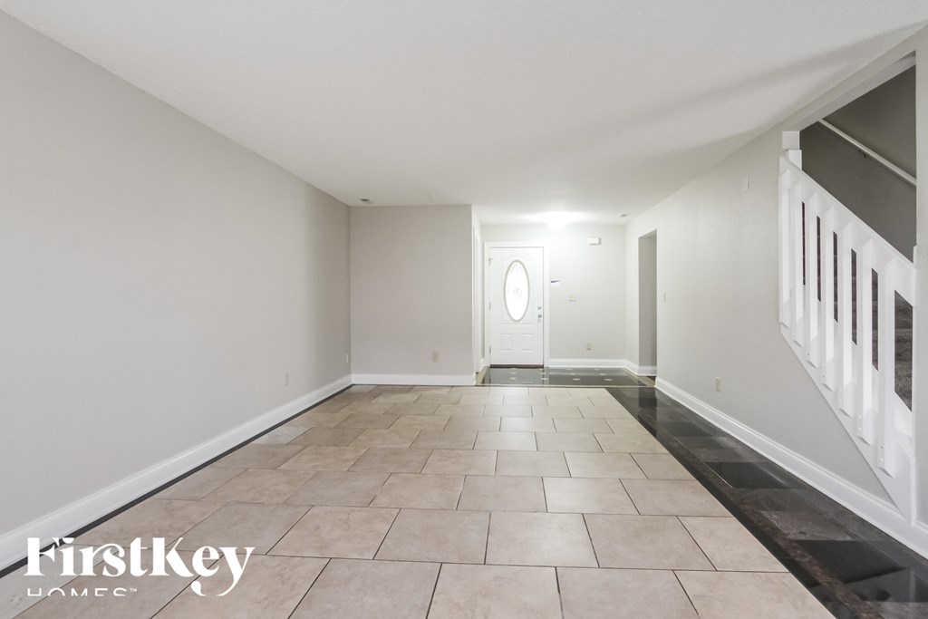 4252 VILLAGE TRACE Drive 4 Beds House for Rent - Photo Gallery 6