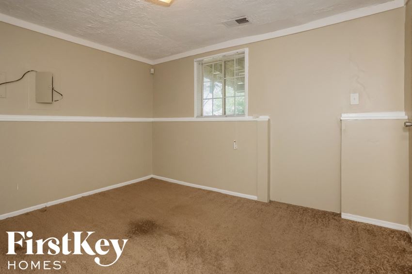 4321 Castle Heights Drive Memphis, TN 38141