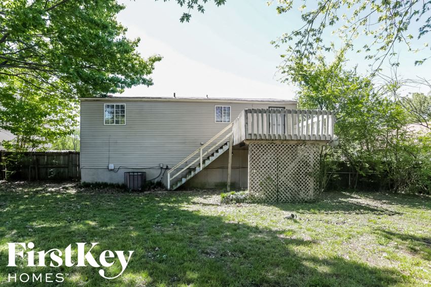 4321 Castle Heights Drive Memphis, TN 38141