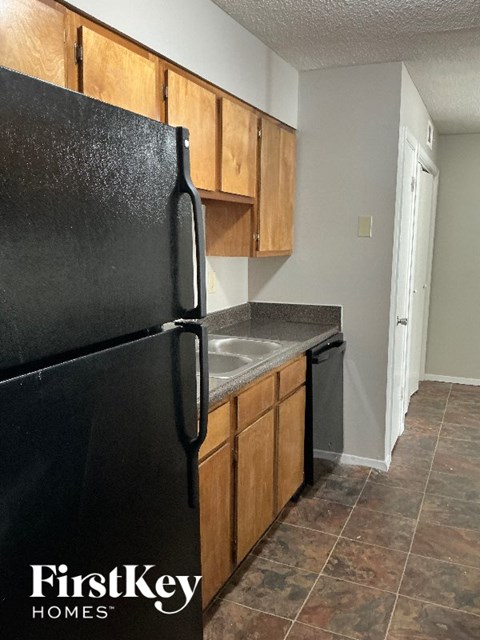 4332 Kerwin 3 Beds Apartment for Rent