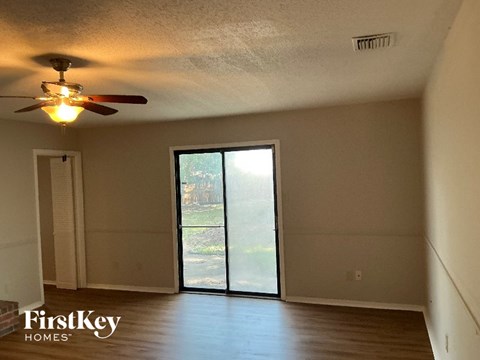 4350 Cary Hill Cove 3 Beds Apartment for Rent
