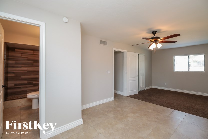 4359 E Lynne Ln 4 Beds House for Rent - Photo Gallery 7