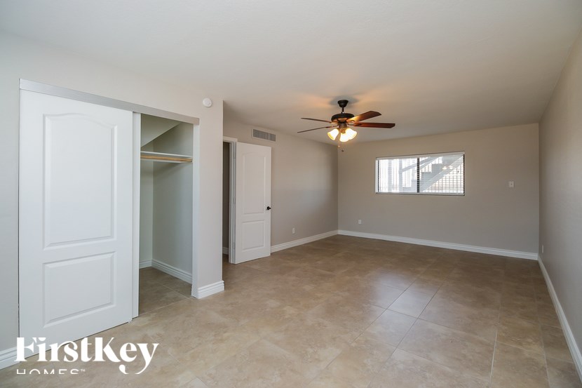 4359 E Lynne Ln 4 Beds House for Rent - Photo Gallery 9