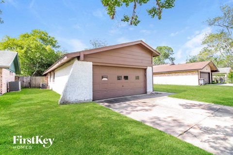 4427 Ravine Dr 3 Beds Apartment for Rent