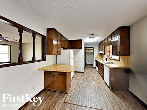 4477 Sardis Drive 3 Beds Apartment for Rent