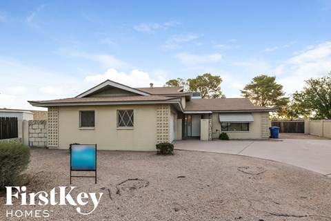4501 S Forest Ave 5 Beds Apartment for Rent