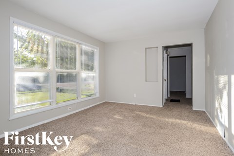 4505 Washington St 3 Beds Apartment for Rent
