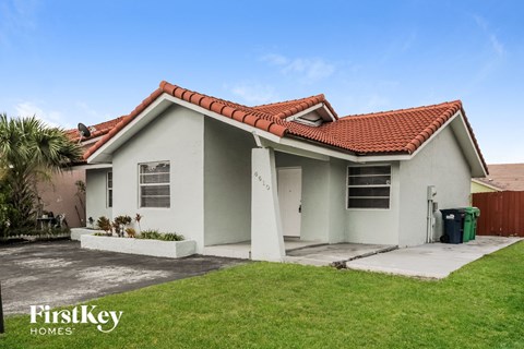 4610 SW 143 Ct W 3 Beds Apartment for Rent
