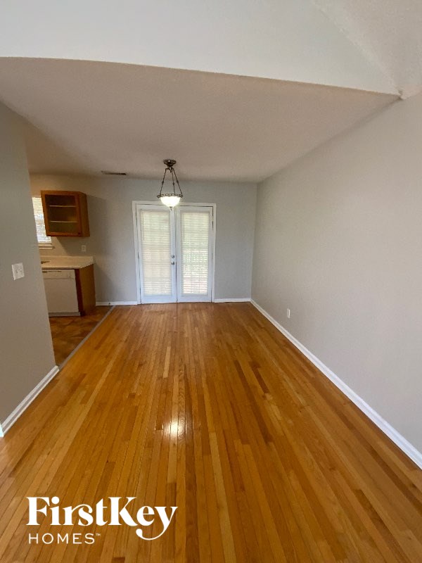 4634 Idlewood Park 3 Beds House for Rent - Photo Gallery 3