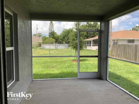 4658 SW Monaco Street 4 Beds Apartment for Rent