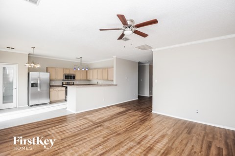 4713 Palm Ridge Dr 4 Beds Apartment for Rent