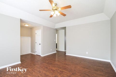 4730 Beckel Road 3 Beds Apartment for Rent