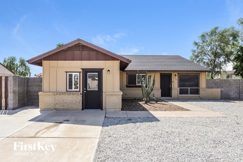 4745 W MORROW Dr 3 Beds Apartment for Rent