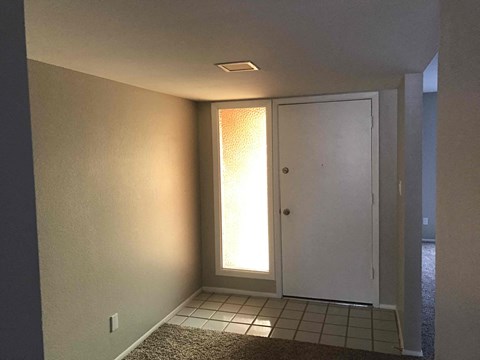 4809 W Laurel Ln 4 Beds Apartment for Rent