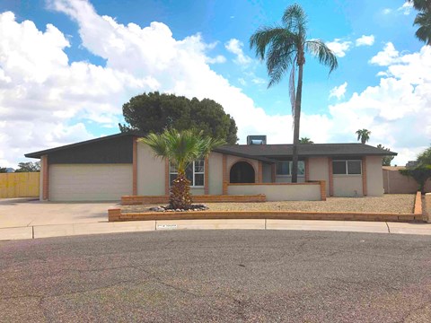 4809 W Laurel Ln 4 Beds Apartment for Rent