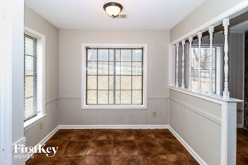 4809 S Hunter Glen Street 4 Beds House for Rent - Photo Gallery 5