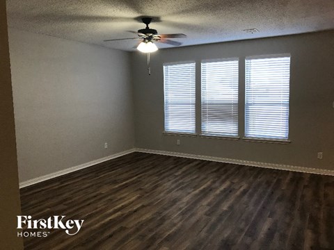 4817 Palm Ridge Drive 4 Beds Apartment for Rent