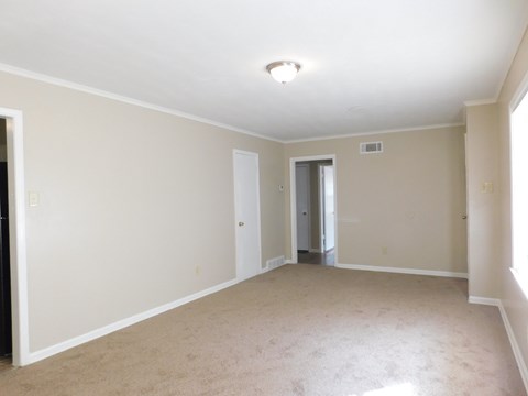4896 Lochinvar Drive 3 Beds Apartment for Rent