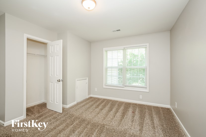 4912 Heritage Woods Court 4 Beds House for Rent - Photo Gallery 12