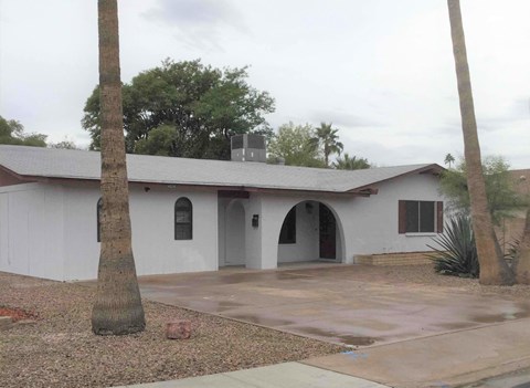 4924 S Hazelton Lane 4 Beds Apartment for Rent